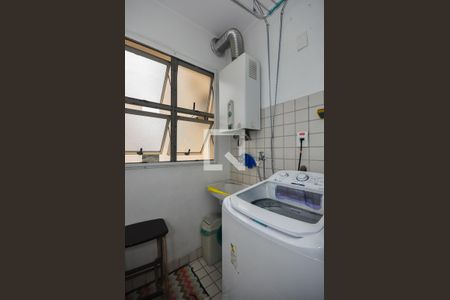 Apartamento à venda com 75m², 2 quartos e 2 vagasÁrea de Serviço