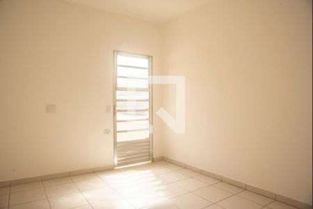 Casa à venda com 172m², 3 quartos e 1 vagaQuarto 2