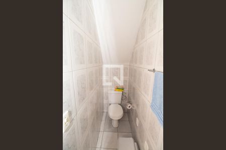 Casa à venda com 200m², 2 quartos e 2 vagasLavabo casa 2