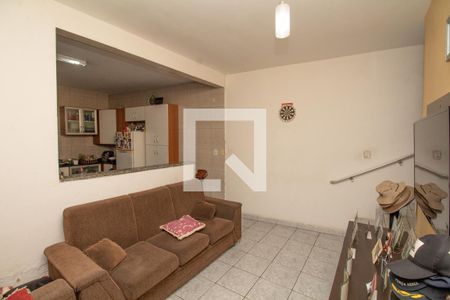 Casa à venda com 200m², 2 quartos e 2 vagasSala casa 2