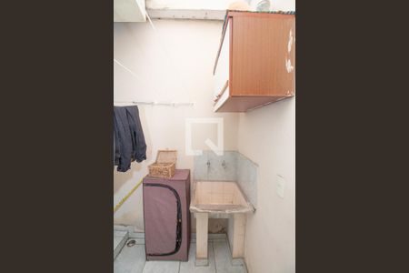 Casa à venda com 200m², 2 quartos e 2 vagasÁrea de Serviço Casa 1