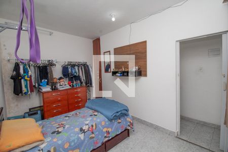 Casa à venda com 200m², 2 quartos e 2 vagasQuarto 1 Casa 1