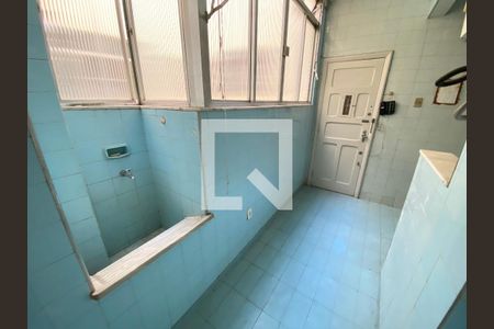 Apartamento à venda com 95m², 3 quartos e 1 vagaÁrea de Serviço