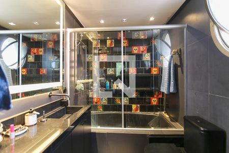 Apartamento para alugar com 110m², 3 quartos e 2 vagas Apartamento para alugar com 110m², 3 quartos e 2 vagasBanheiro do Suíte