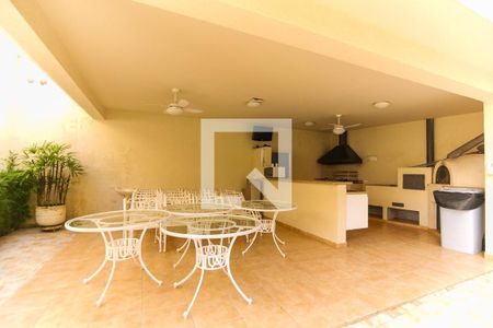 Apartamento para alugar com 110m², 3 quartos e 2 vagas Apartamento para alugar com 110m², 3 quartos e 2 vagasÁrea comum - Churrasqueira