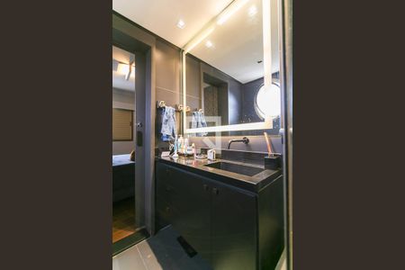 Apartamento para alugar com 110m², 3 quartos e 2 vagas Apartamento para alugar com 110m², 3 quartos e 2 vagasBanheiro do Suíte