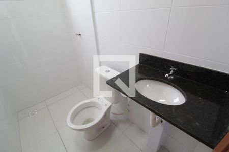 Apartamento para alugar com 56m², 2 quartos e 1 vagaBanheiro do Quarto 2