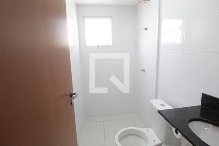 Apartamento para alugar com 56m², 2 quartos e 1 vagaBanheiro do Quarto 2