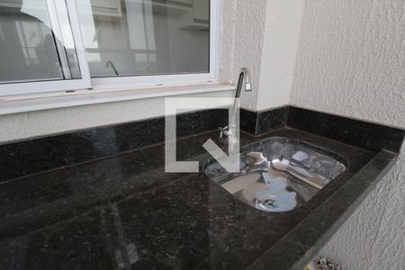Sacada de apartamento para alugar com 2 quartos, 56m² em Novo Mundo, Uberlândia