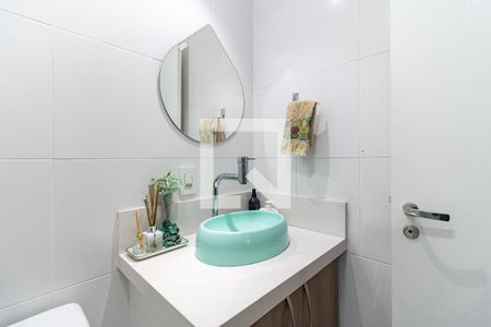 Apartamento à venda com 67m², 2 quartos e 1 vagaBanheiro Social