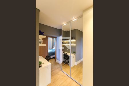 Apartamento à venda com 104m², 2 quartos e 2 vagasEscritório
