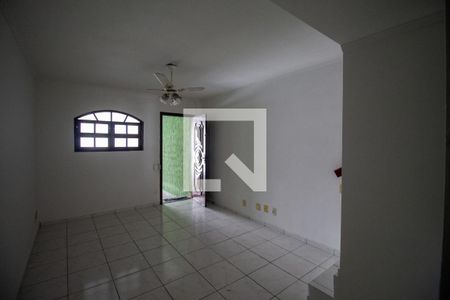 Sala de casa para alugar com 3 quartos, 125m² em Jardim Helena, São Paulo