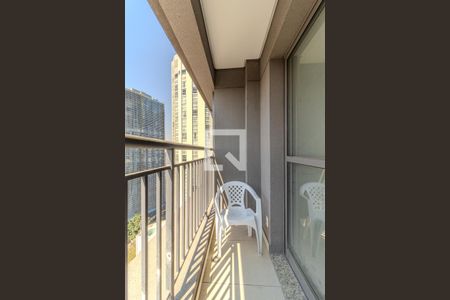 Varanda de kitnet/studio para alugar com 1 quarto, 22m² em República, São Paulo