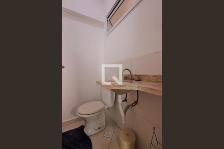 Apartamento para alugar com 135m², 2 quartos e 4 vagas Apartamento para alugar com 135m², 2 quartos e 4 vagasBanheiro
