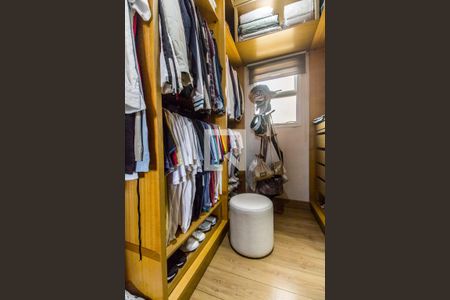 Apartamento à venda com 133m², 3 quartos e 2 vagasCloset da suíte