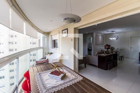 Apartamento à venda com 133m², 3 quartos e 2 vagasVaranda