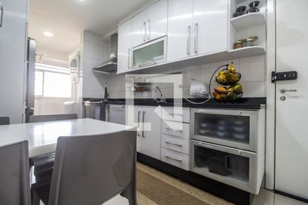 Apartamento à venda com 133m², 3 quartos e 2 vagasCozinha
