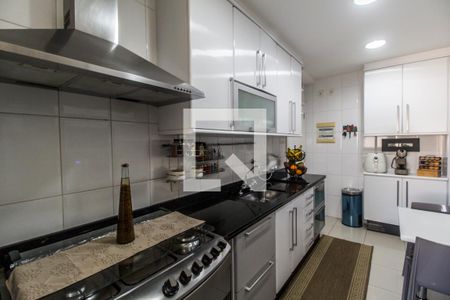 Apartamento à venda com 133m², 3 quartos e 2 vagasCozinha