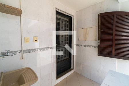 Casa à venda com 750m², 4 quartos e 8 vagasLavanderia