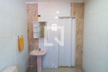 Casa à venda com 750m², 4 quartos e 8 vagasBanheiro da Suíte 2