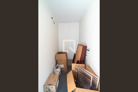 Casa à venda com 750m², 4 quartos e 8 vagasDepósito da Piscina