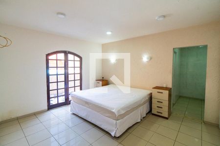 Casa à venda com 750m², 4 quartos e 8 vagasSuite 2