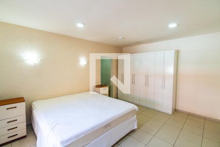 Casa à venda com 750m², 4 quartos e 8 vagasSuite 2