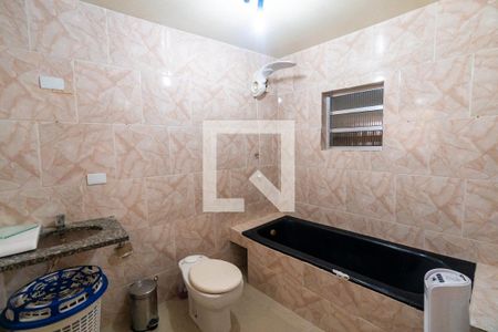 Casa à venda com 750m², 4 quartos e 8 vagasBanheiro Social