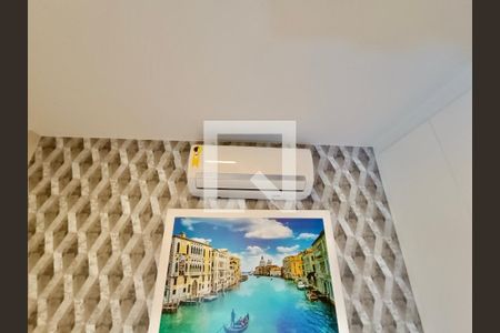 Apartamento à venda com 119m², 3 quartos e 1 vaga Apartamento à venda com 119m², 3 quartos e 1 vagaQuarto e banheiro serviço adaptado para suíte