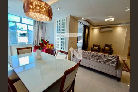 Apartamento à venda com 119m², 3 quartos e 1 vaga Apartamento à venda com 119m², 3 quartos e 1 vagaSala