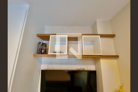 Apartamento à venda com 119m², 3 quartos e 1 vaga Apartamento à venda com 119m², 3 quartos e 1 vagaQuarto e banheiro serviço adaptado para suíte