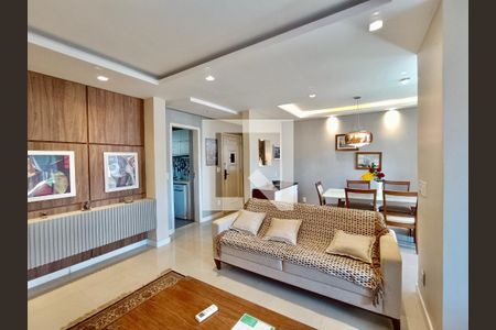 Apartamento à venda com 119m², 3 quartos e 1 vaga Apartamento à venda com 119m², 3 quartos e 1 vagaSala