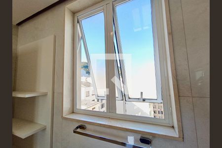 Apartamento à venda com 119m², 3 quartos e 1 vaga Apartamento à venda com 119m², 3 quartos e 1 vagaSuíte banheiro