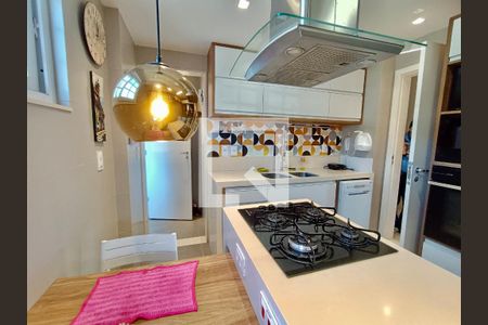 Apartamento à venda com 119m², 3 quartos e 1 vaga Apartamento à venda com 119m², 3 quartos e 1 vagaCopa Cozinha