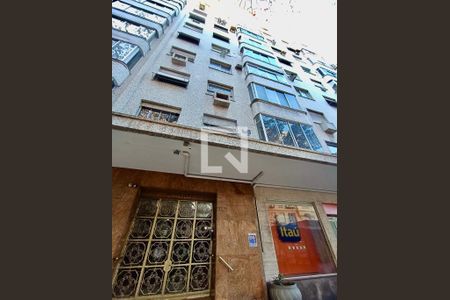 Apartamento à venda com 119m², 3 quartos e 1 vaga Apartamento à venda com 119m², 3 quartos e 1 vagaFachada com cartaz QA