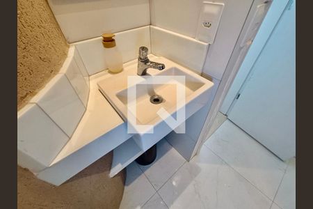 Apartamento à venda com 119m², 3 quartos e 1 vaga Apartamento à venda com 119m², 3 quartos e 1 vagaSuíte banheiro