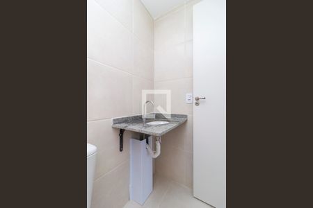 Apartamento para alugar com 36m², 2 quartos e sem vaga Apartamento para alugar com 36m², 2 quartos e sem vagaBanheiro