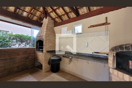 Apartamento para alugar com 60m², 2 quartos e 1 vagaÁrea comum - Churrasqueira