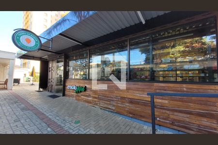 Apartamento para alugar com 60m², 2 quartos e 1 vagaMercado