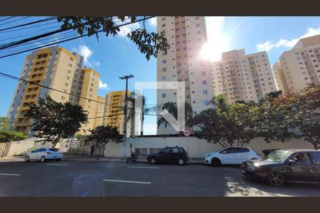 Apartamento para alugar com 60m², 2 quartos e 1 vagaFachada