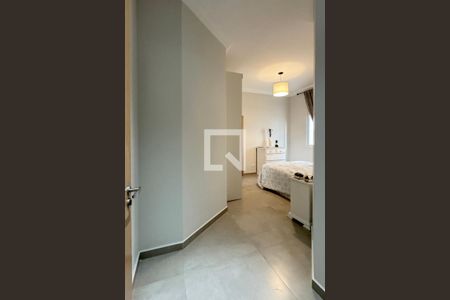 Suíte 1 de casa de condomínio à venda com 4 quartos, 244m² em Morada dos Pássaros, Barueri