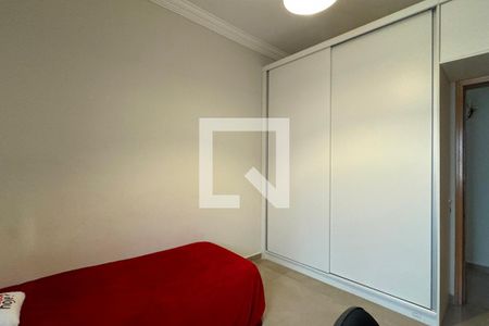 Casa de condomínio à venda com 244m², 4 quartos e 4 vagasSuíte 2