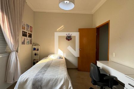 Casa de condomínio à venda com 244m², 4 quartos e 4 vagasQuarto 3