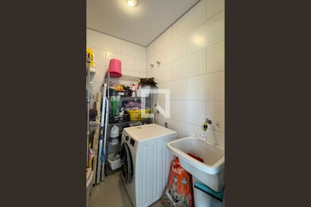 Casa de condomínio à venda com 244m², 4 quartos e 4 vagasÁrea de Serviço