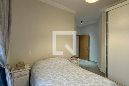 Casa de condomínio à venda com 244m², 4 quartos e 4 vagasSuíte 1