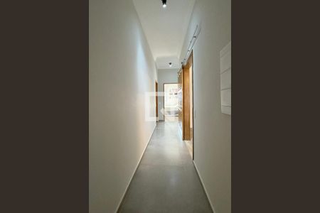 Casa de condomínio à venda com 244m², 4 quartos e 4 vagasCorredor