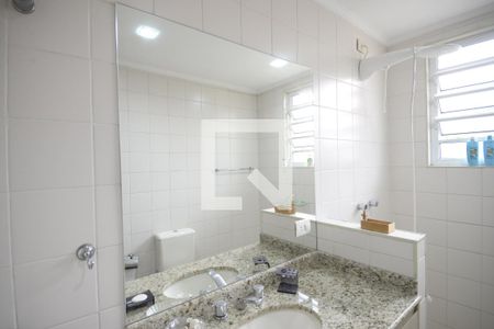 Casa à venda com 413m², 3 quartos e 4 vagasBanheiro