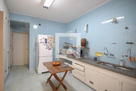 Casa à venda com 413m², 3 quartos e 4 vagasCozinha