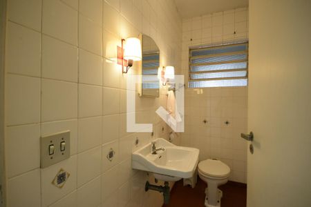 Casa à venda com 413m², 3 quartos e 4 vagasLavabo Salão