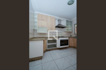Apartamento para alugar com 65m², 2 quartos e 2 vagas Apartamento para alugar com 65m², 2 quartos e 2 vagasCozinha - Armários